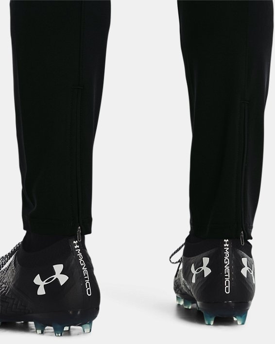 Men's EFC 2022 Challenger III Track Pants, Black, pdpMainDesktop image number 3